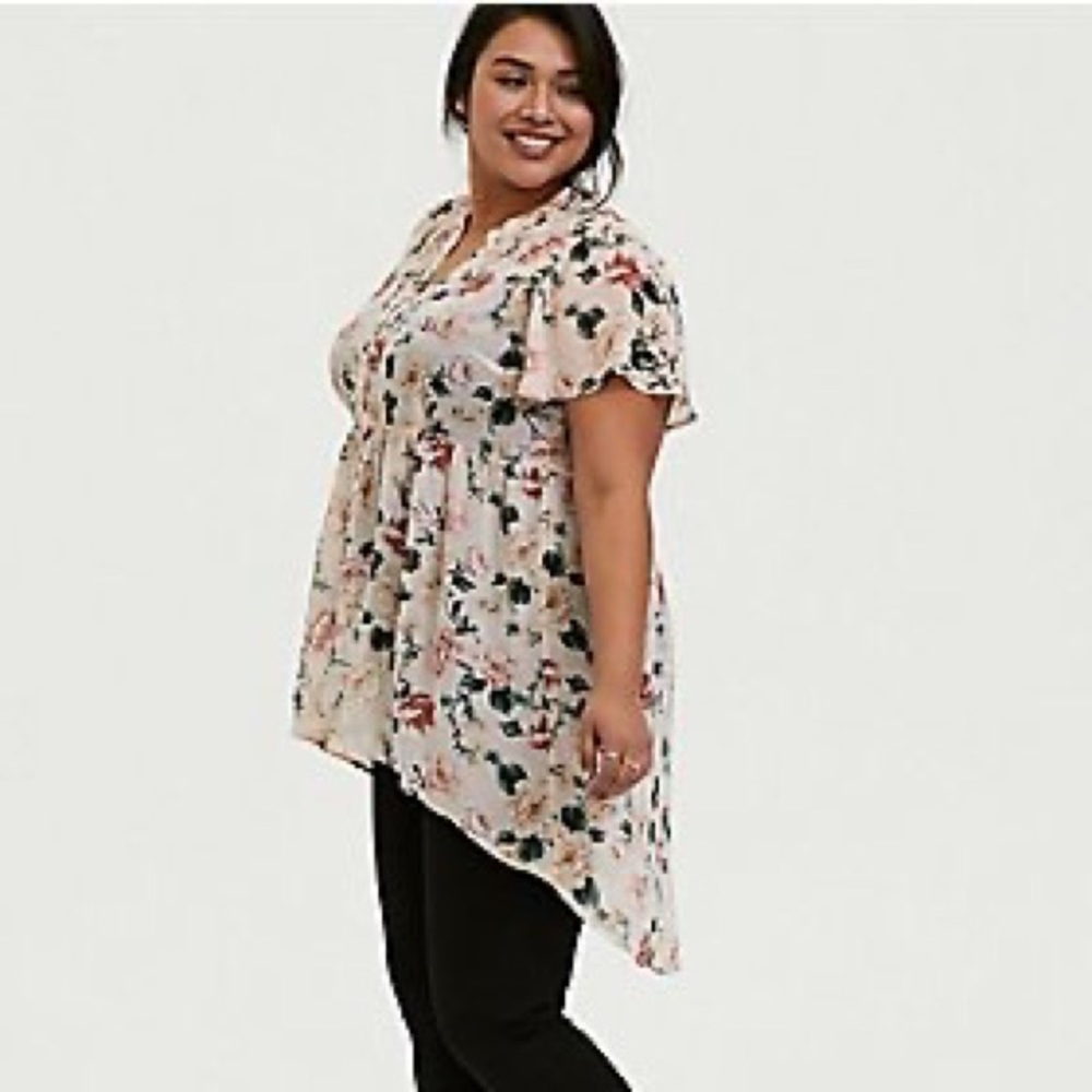 Torrid Light Pink Floral Chiffon Hi-Lo Babydoll /Tunic ~ Lexie ~ Size 1 / 1X